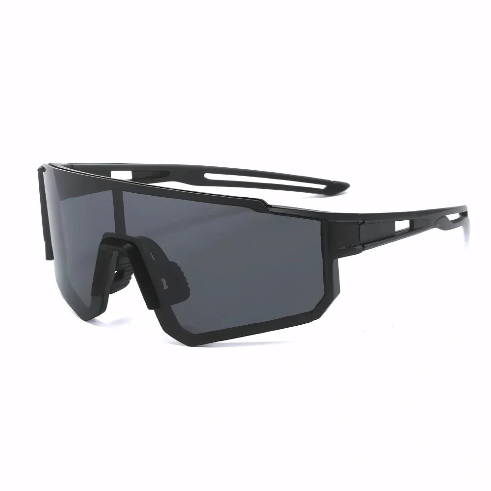 Lunettes polarisantes Vitesse technologie avancée protection totale UV400 vision haute définition pêche sportive élimination parfaite reflets surface eau observation sous-marine précise détection poissons mouvement leurres monture légère aérodynamique design sport résistance impacts chocs confort optimal utilisation prolongée verres polarisés premium qualité professionnelle accessoire essentiel pêcheur performance visuelle augmentée clarté exceptionnelle